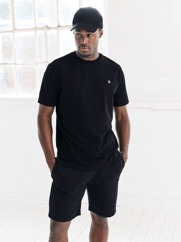 Next Póló - fekete