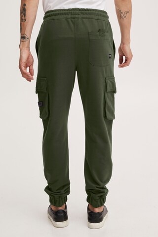 11 Project - Tapered Calças cargo 'Prsidone' em verde