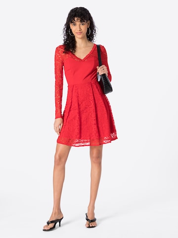 WAL G. Dress 'ALMA' in Red