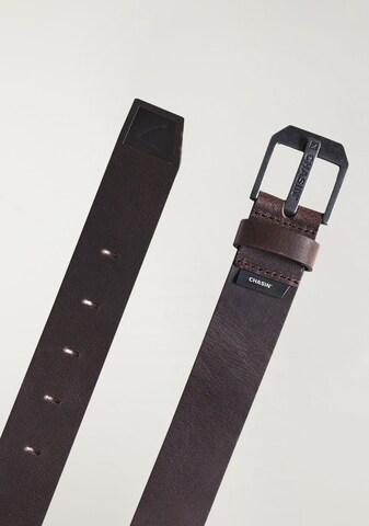 CHASIN' Riem 'Mason' in Bruin