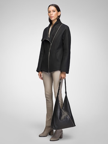 V S P - Chaqueta de invierno 'Leticia' en negro