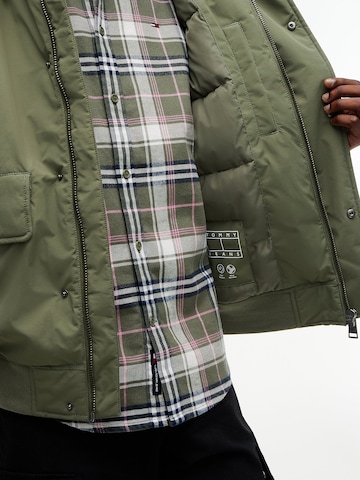 Tommy Jeans Between-season jacket in Green
