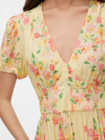 VERO MODA Kjole 'VMVilma' i gul
