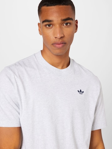 ADIDAS ORIGINALS T-Shirt 'Varsity Loose' in Grau