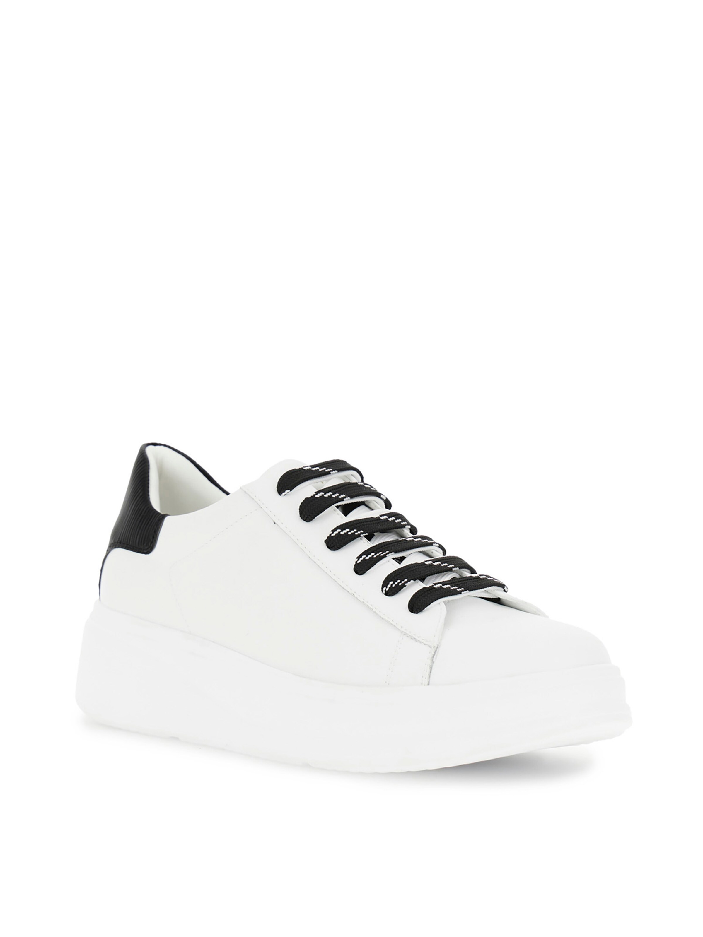 Sneaker bassa di CAFè NOIR in bianco