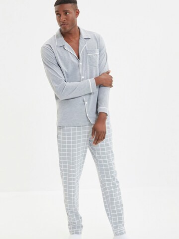 Trendyol Pyjama lang in Grau