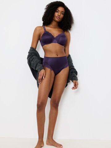 Minimiseur Soutien-gorge ' Ladyform Soft ' TRIUMPH en violet