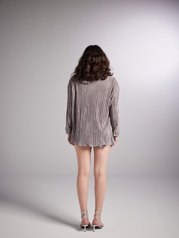 HOLLY LOLLY Bluse in Grau