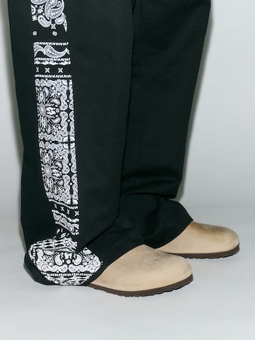 Pacemaker Zvonové kalhoty Kalhoty 'Piet' – černá