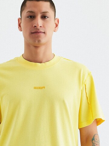 Rockupy Shirt 'Lukas' in Yellow