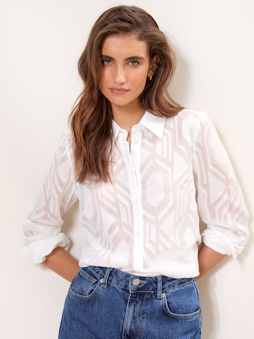 Lipsy - Blusa en blanco: frente