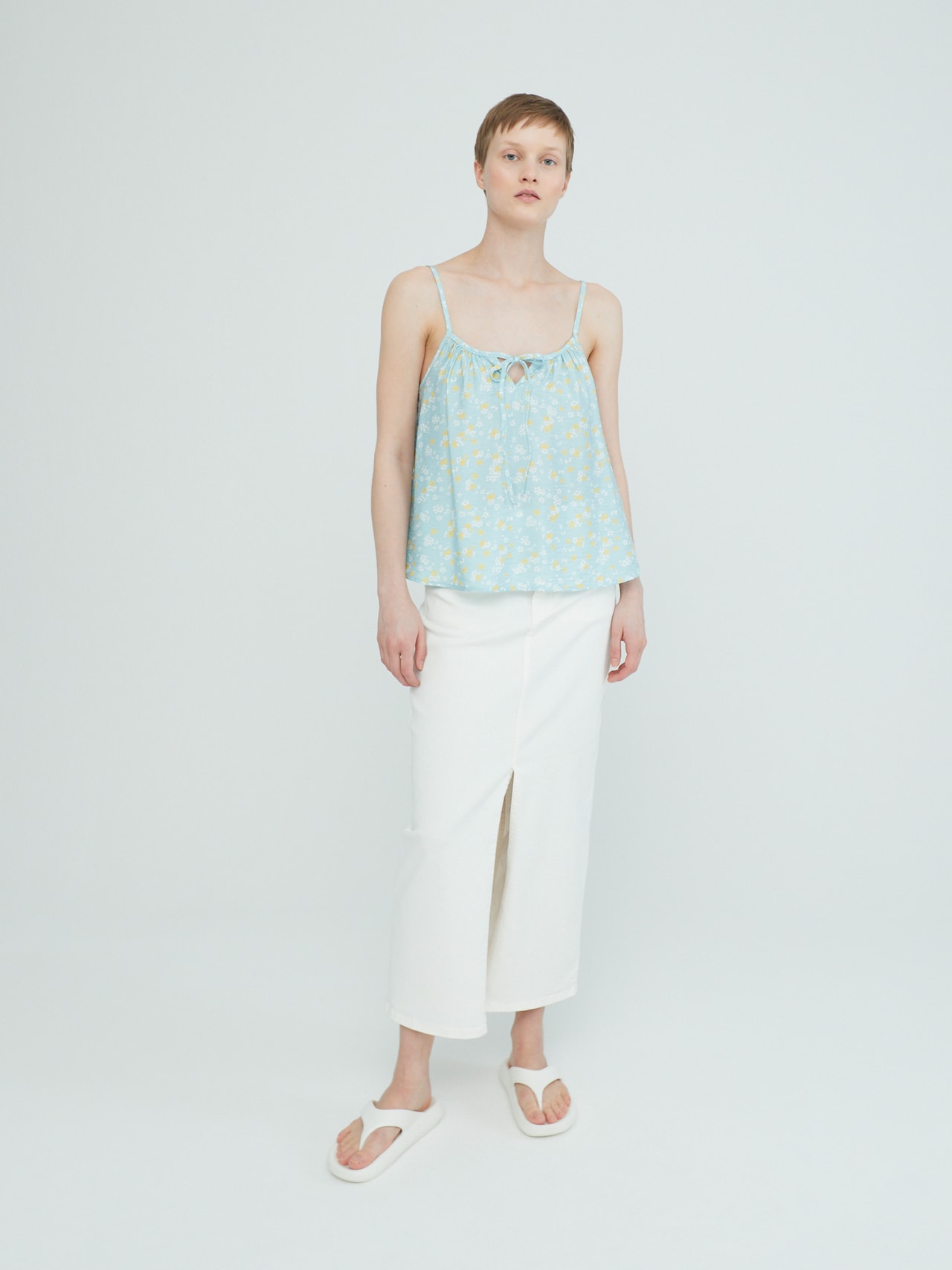 EDITED Top 'NADA' Lichtblauw