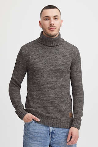 !Solid Sweater 'Philaremo' in Grey: front