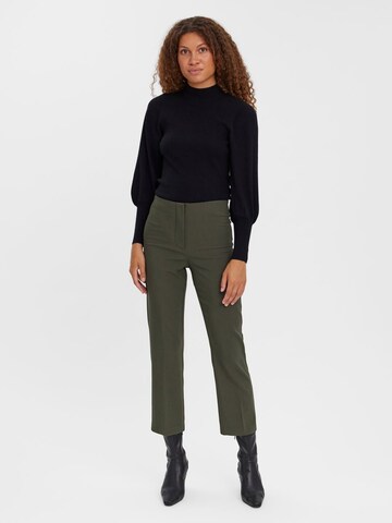 VERO MODA regular Bukser med fals i grøn