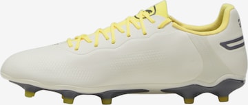 PUMA Soccer shoe 'King Pro' in White: front