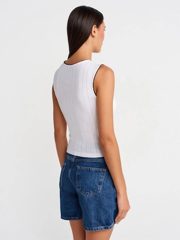 Top di Dilvin in bianco