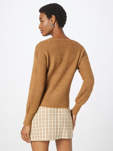 PIECES Sweter 'CELIC' w kolorze brązowy