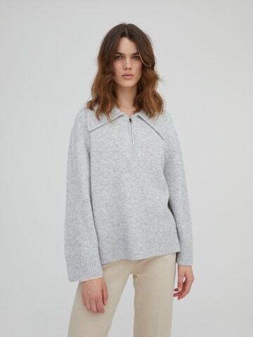 Pullover 'Kimora' di EDITED in grigio: frontale