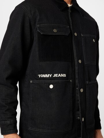 Tommy Jeans Prechodná bunda - Čierna