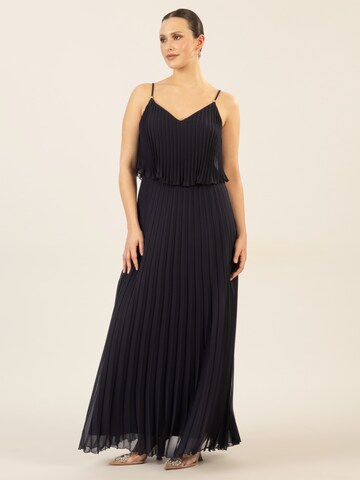 APART Kleid in Blau