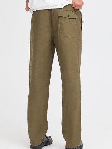 !Solid - Regular Calças chino ' SDLIAM ' em verde