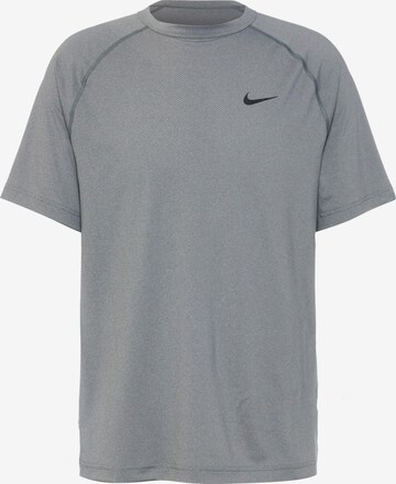 T-Shirt fonctionnel 'Ready' NIKE en gris : devant