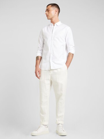 Coupe regular Chemise business 'CAMICIA' ARMANI EXCHANGE en blanc