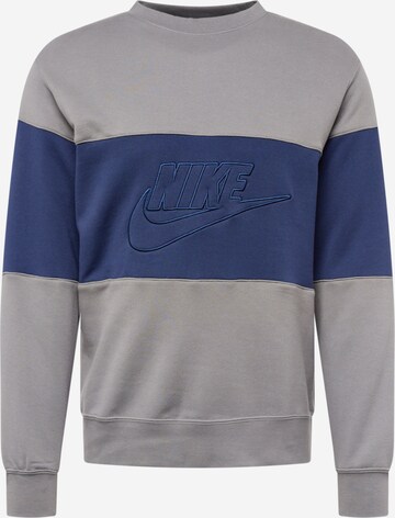 Nike Sportswear Sweatshirt i grå: framsida