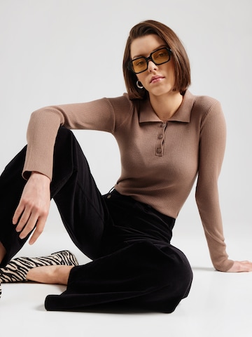 PIECES Sweater in Brown: front