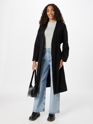 Sisley Between-seasons coat in Black