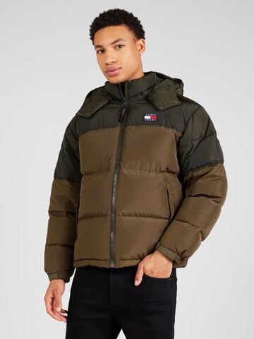 Tommy Jeans Winterjas 'Alaska' in Groen: voorkant