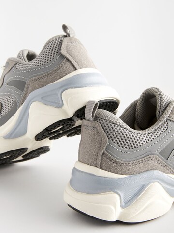 Baskets Next en gris
