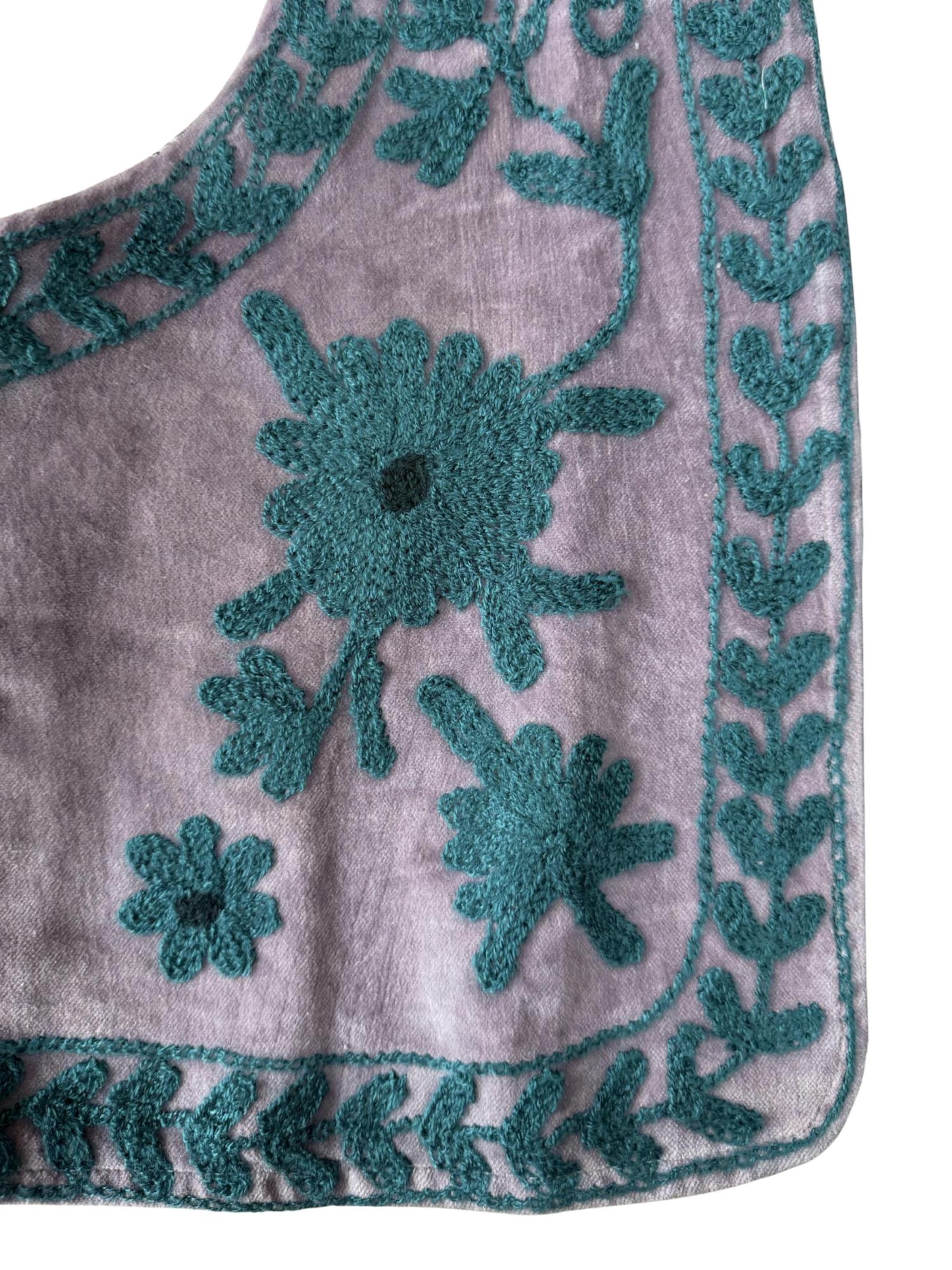ASHINDIA Vest 'Weste-samt-6' in Mixed colors