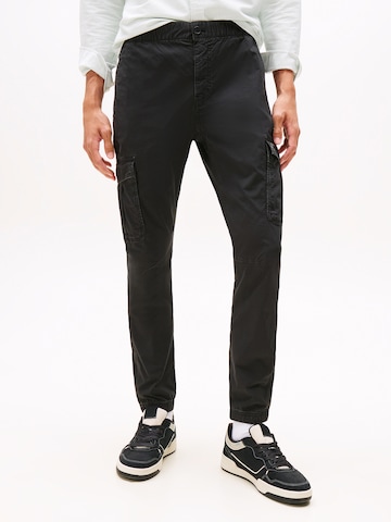Tapered Pantaloni cargo 'Scanton' di Tommy Jeans in nero: frontale