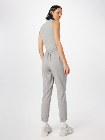 Dorothy Perkins Regular Pleat-Front Pants in Grey