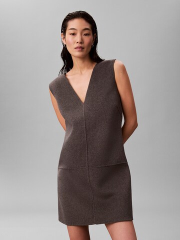 Calvin Klein Kleid in Braun: Vorderseite