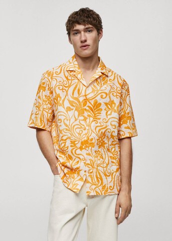 MANGO MAN Regular fit Button Up Shirt 'Benisa' in Yellow: front