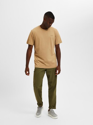 SELECTED HOMME T-Shirt 'ASPEN' in Braun