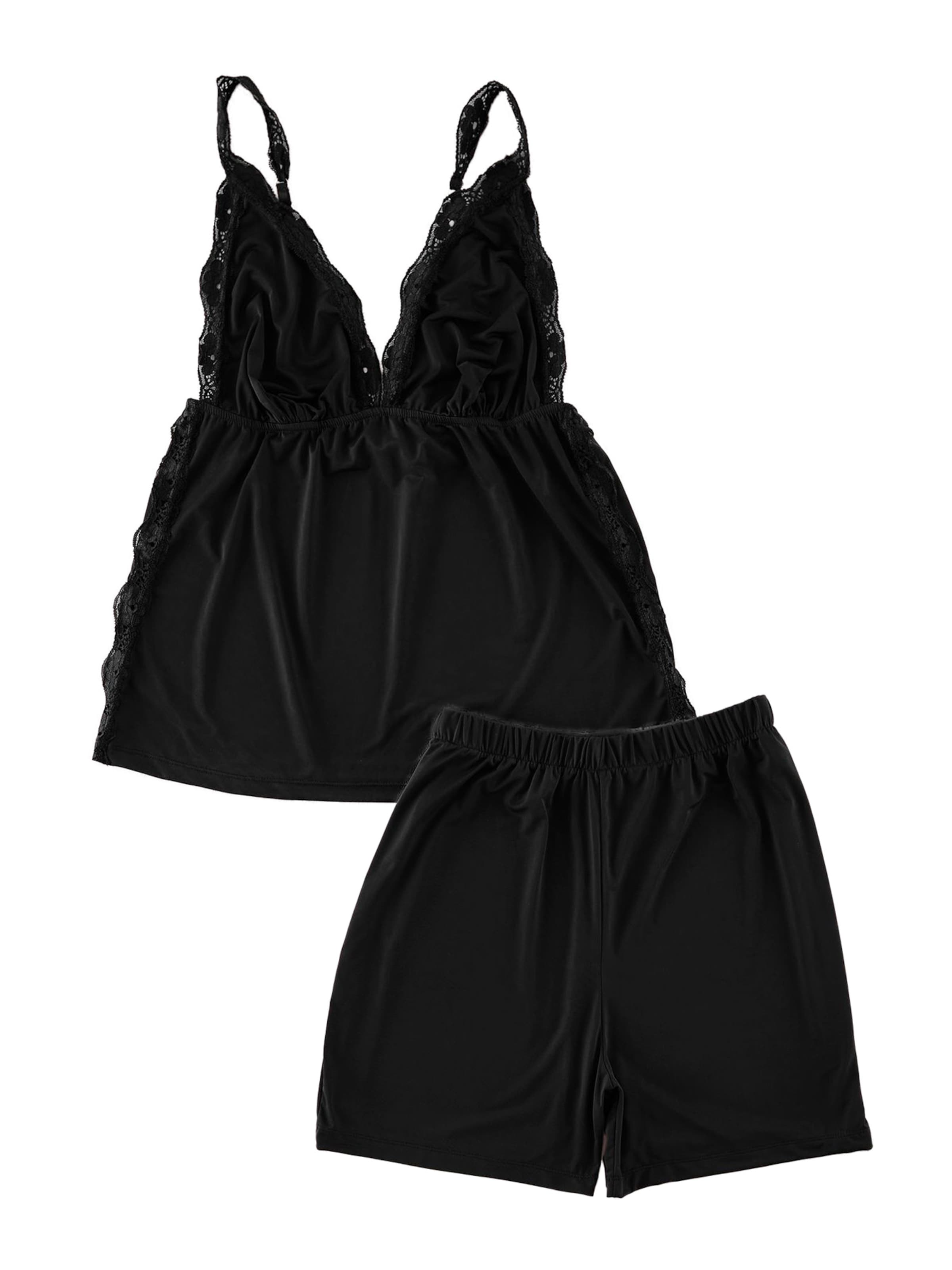 Shorty Trendyol Curve en noir : devant