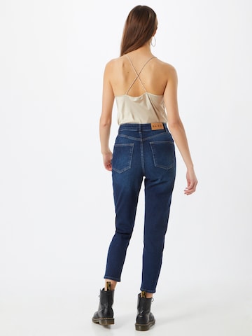 NA-KD Regular Jeans in Blau