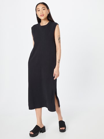 Robe 'LAYLINI' minimum en noir : devant