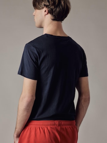 Maglietta di OWN Off With Nature in blu