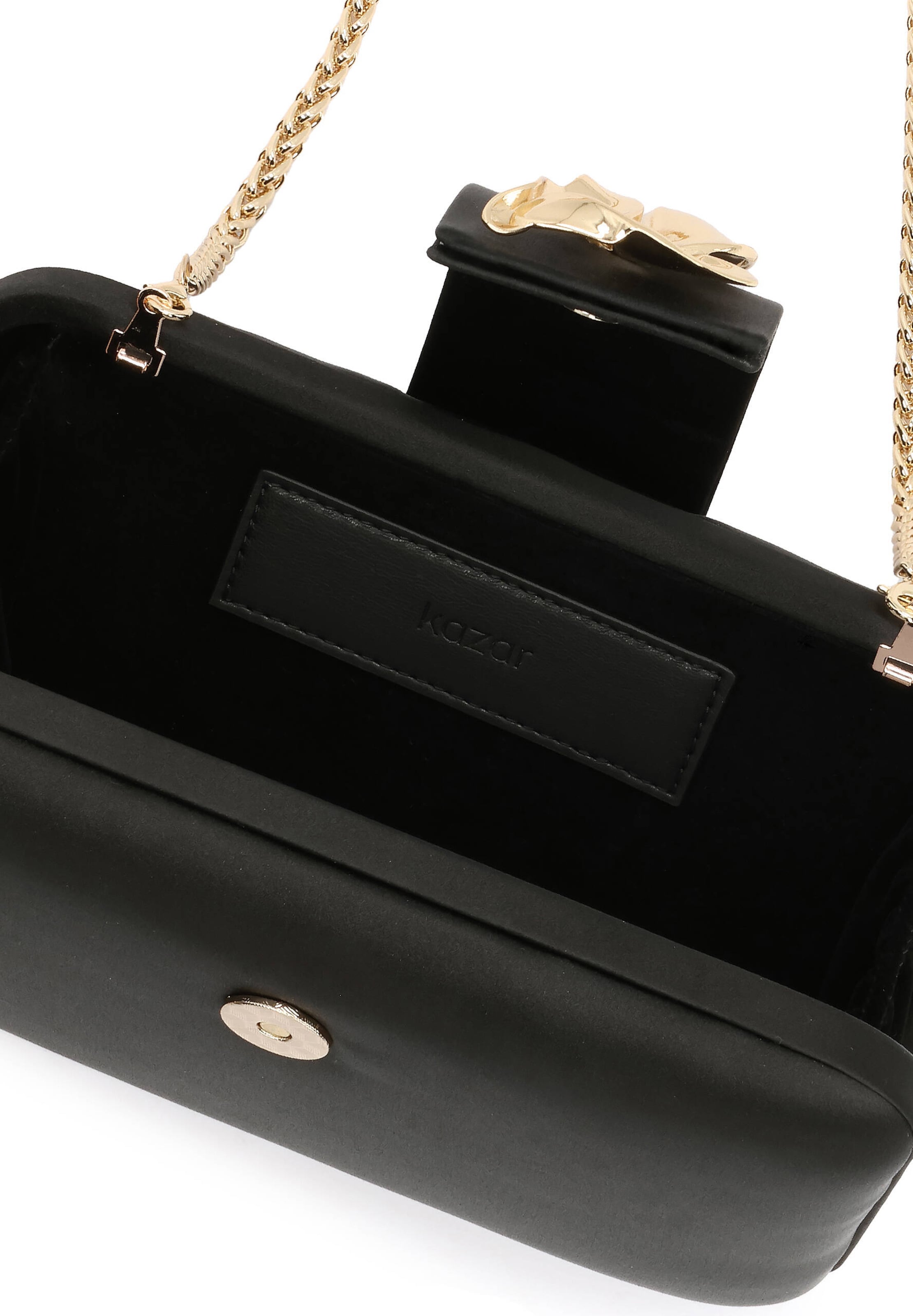 Pochette Kazar en noir