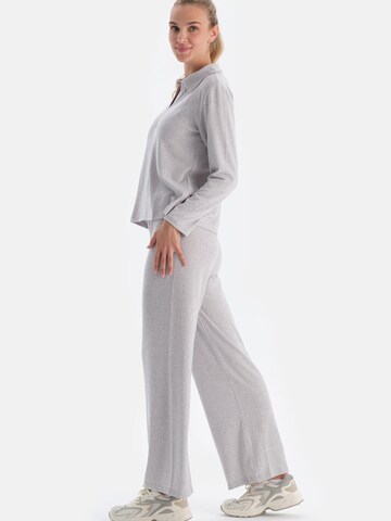Wide Leg Pantalon Dagi en gris