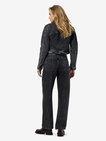 Noisy may Baggy Jeans 'NMJANNEL' in Black