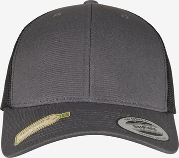 Cappello da baseball di Flexfit in grigio