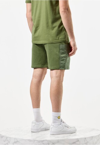 Regular Pantalon 'Chiyoda' Weekend Offender en vert