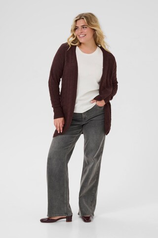 KAFFE CURVE Cardigan 'Emana' i brun