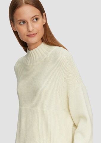 s.Oliver Trui in Beige