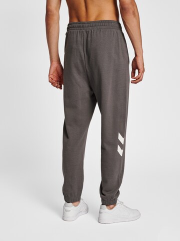 Hummel Tapered Sportbroek in Zwart